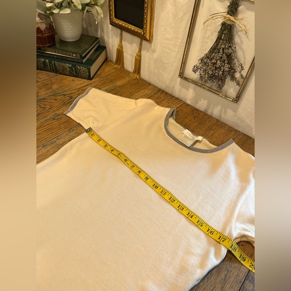 💛 ESCADA – beige-Virgin Wool T-Shirt – Size 38 (equiv. M) - Picture 10 of 10